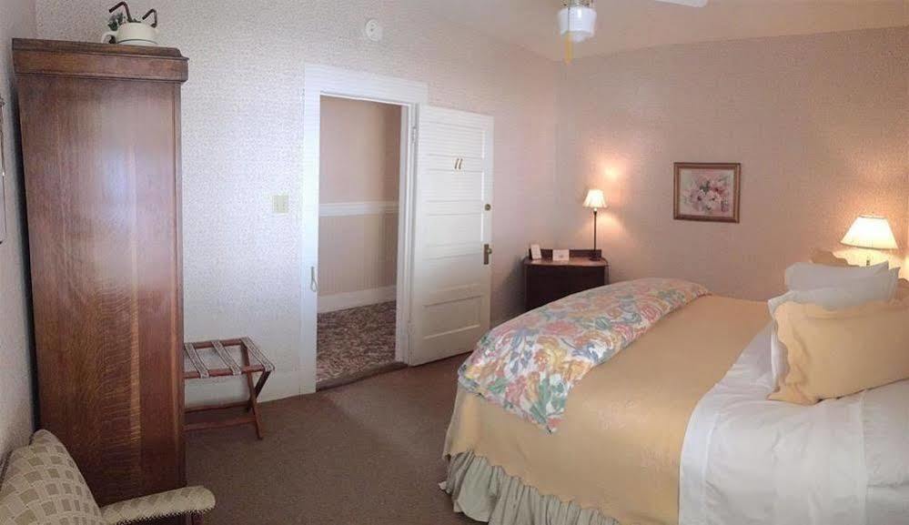 Inn On The River Glen Rose Exterior foto